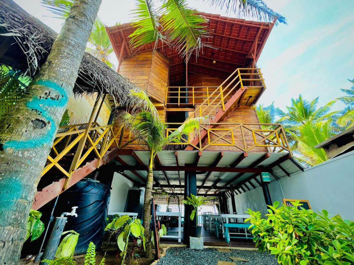 Miracles Beach Galle Luaran gambar