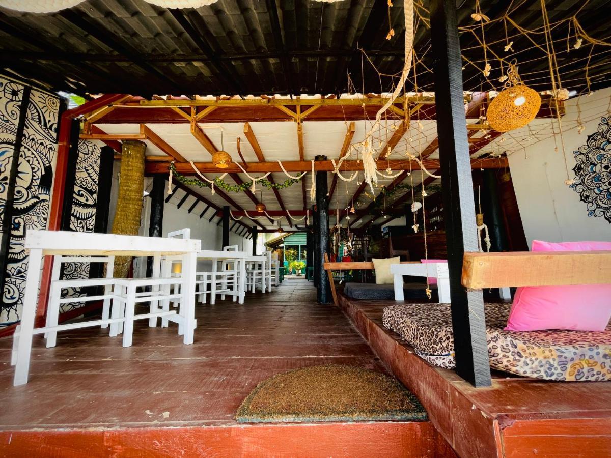 Miracles Beach Galle Luaran gambar